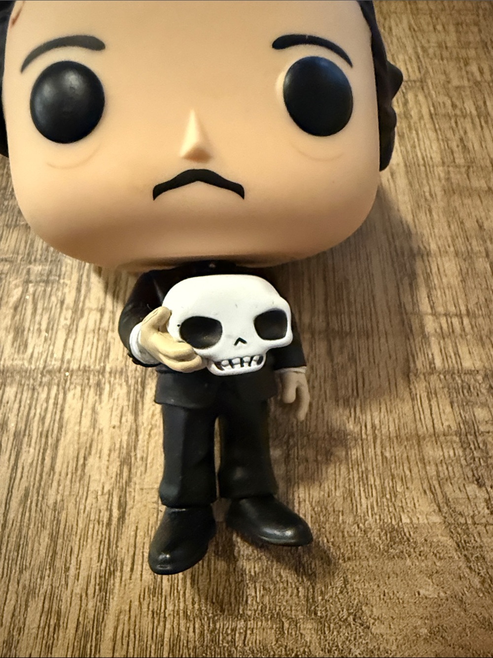 Funko Pop! Edgar Allen Poe Figure Holding Skull - Black and Cream - Picture 3 of 4